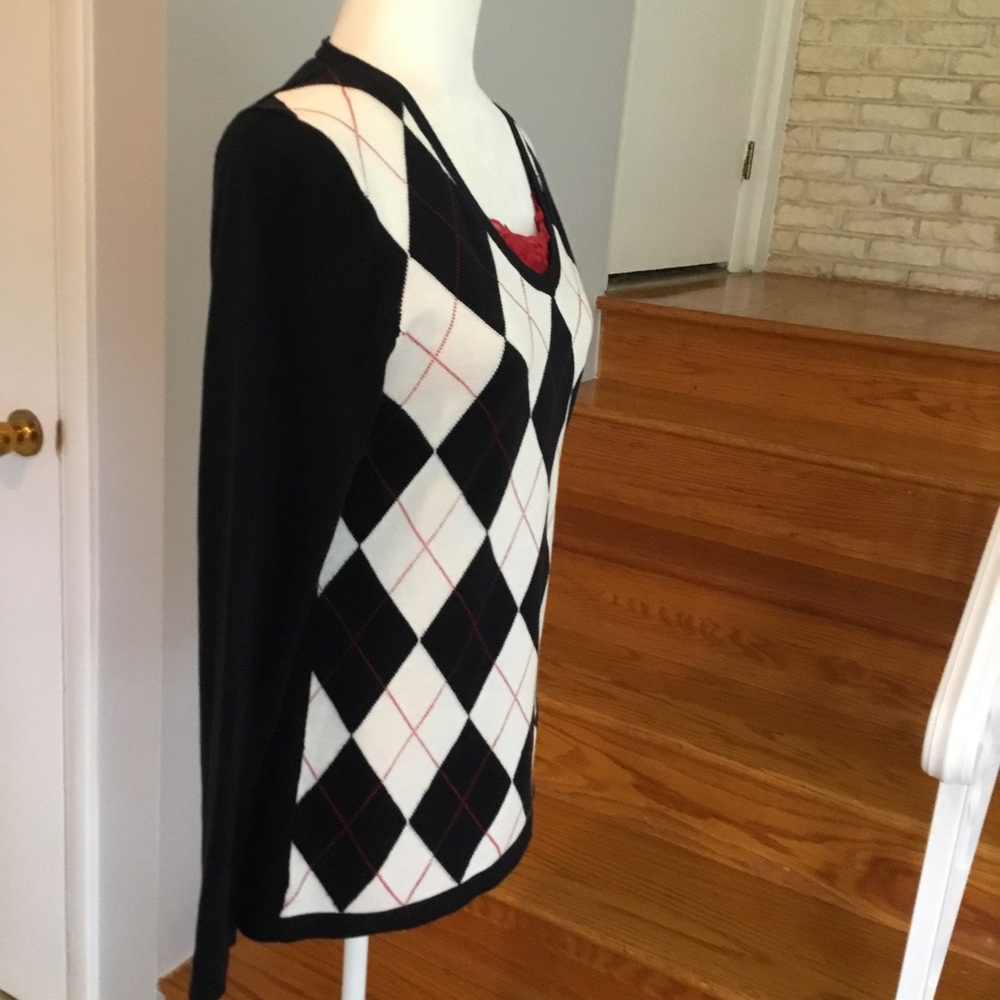 NWT TOMMY HILFIGER ARGYLE SWEATER - Picture 2 of 11
